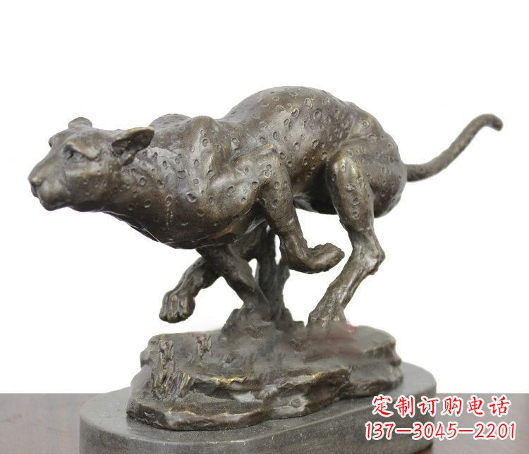 沧州豹子动物铜雕