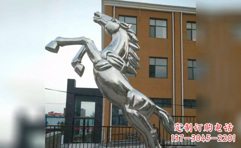 沧州驰骋草原,唯美马雕