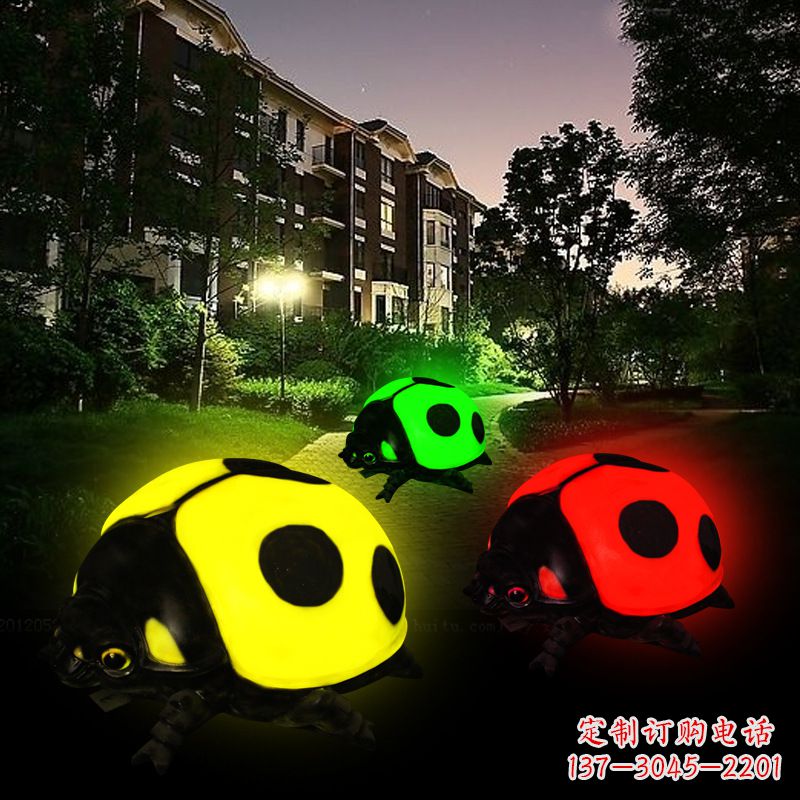 沧州玻璃钢发光七星瓢虫雕塑璀璨夺目的夜景