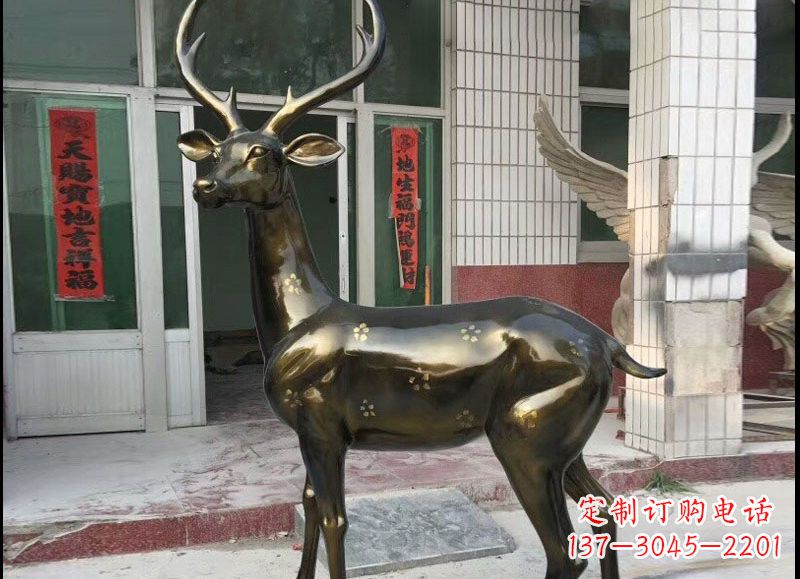 沧州玻璃钢梅花鹿雕塑精美的艺术瑰宝