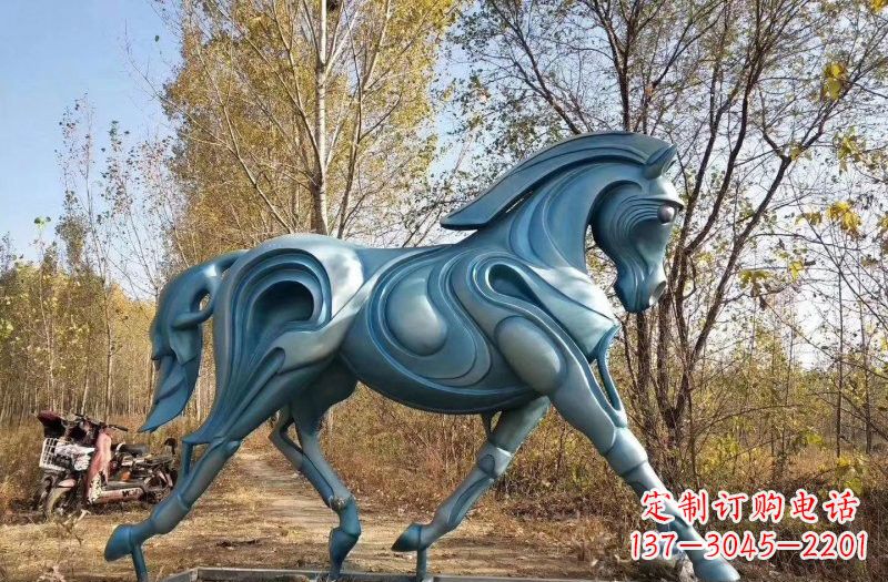 沧州玻璃钢雕刻的奔马
