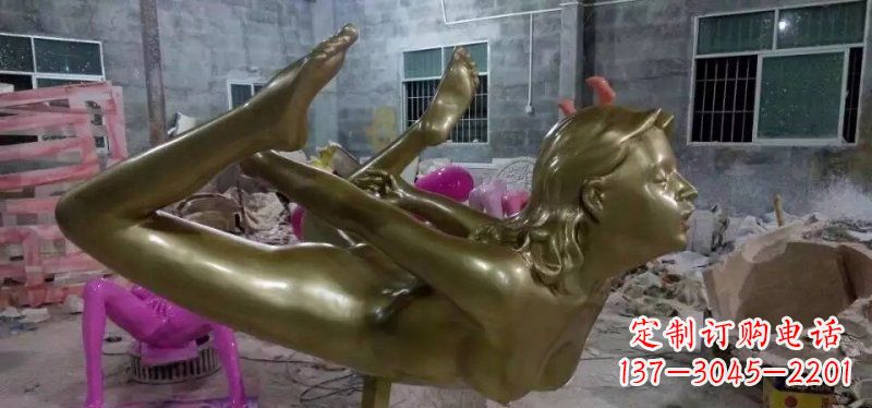 沧州玻璃钢仿铜雕刻的女人雕塑
