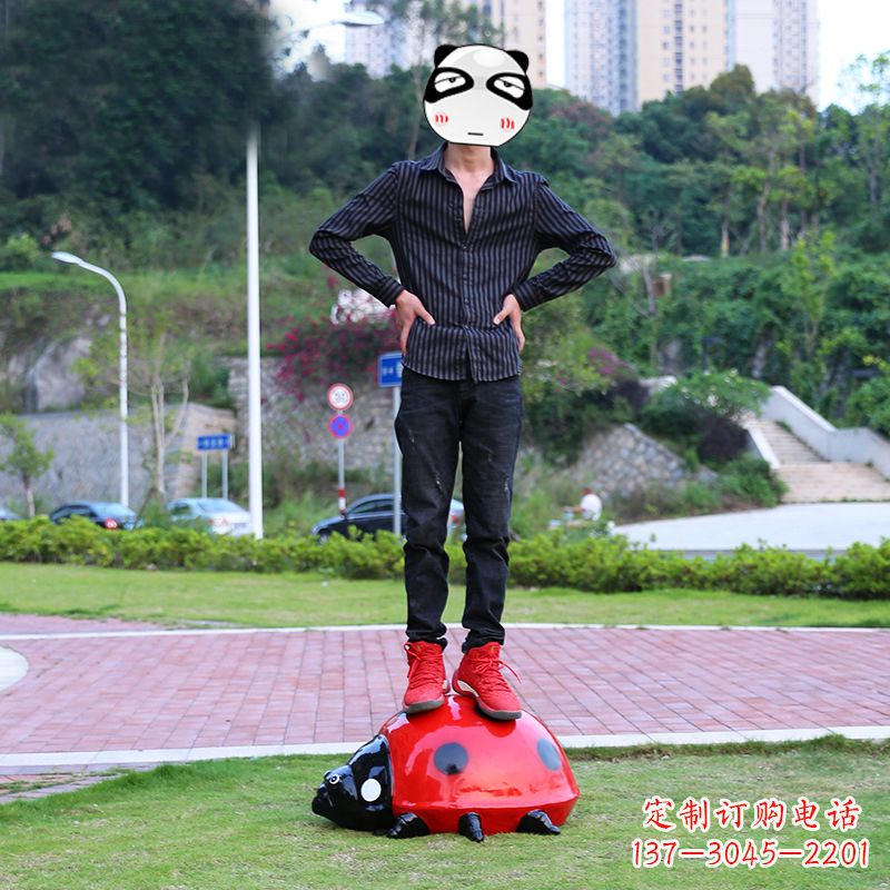 沧州玻璃钢七星瓢虫雕塑艺术的精灵