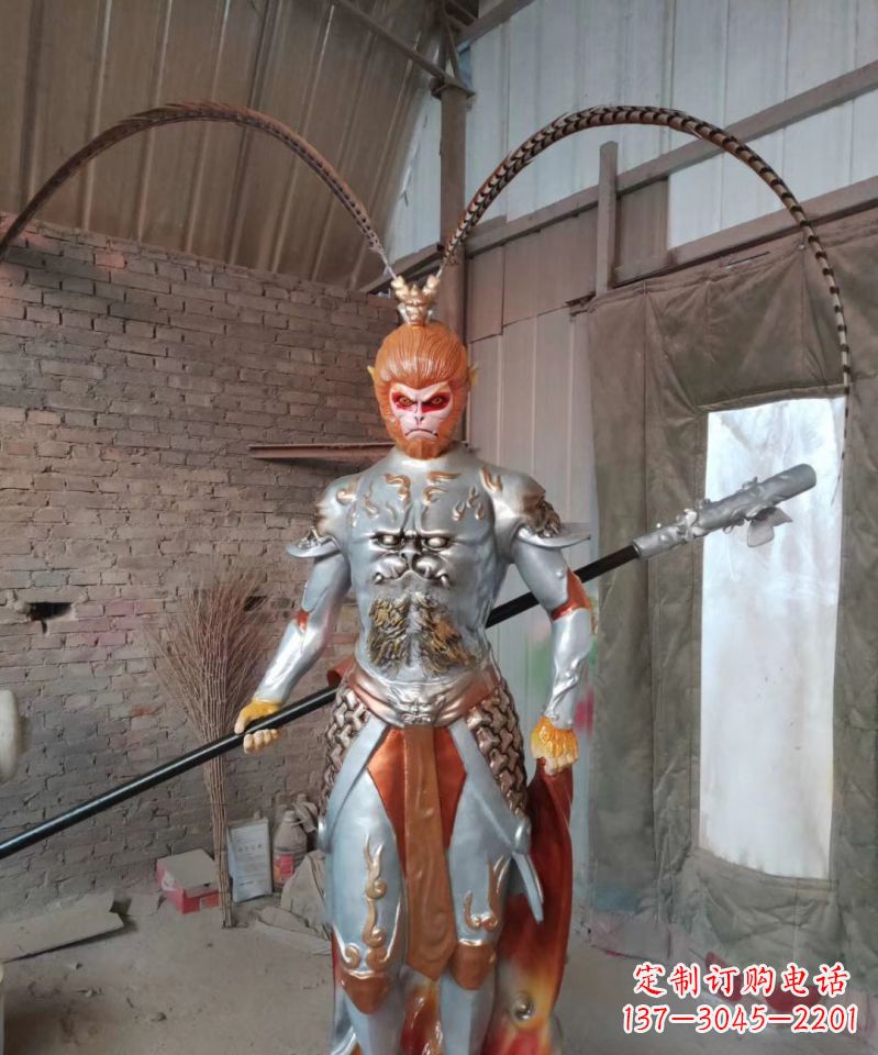 沧州玻璃钢孙悟空传承古老神话的雕塑