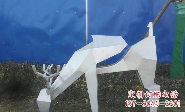 沧州梅花鹿不锈钢不规则雕塑的传奇