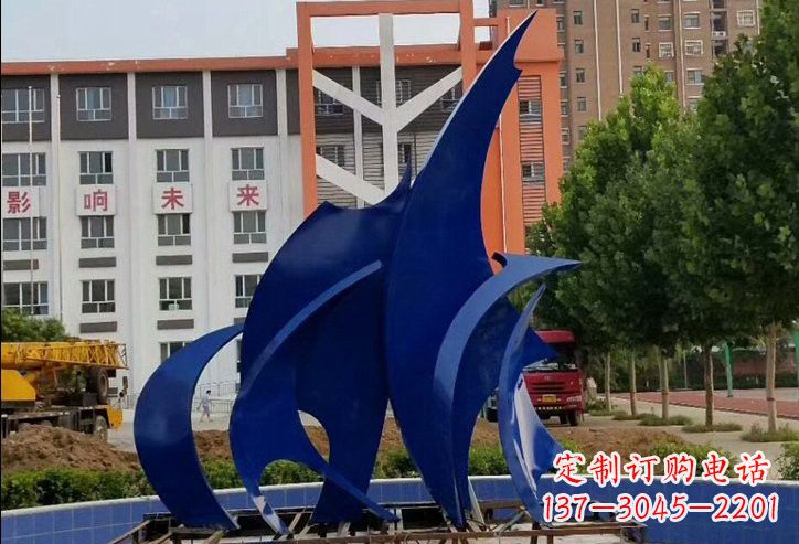 沧州不锈钢船帆雕塑象征着自由和希望