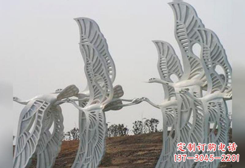 沧州仙鹤雕塑融入不锈钢的飞翔之美