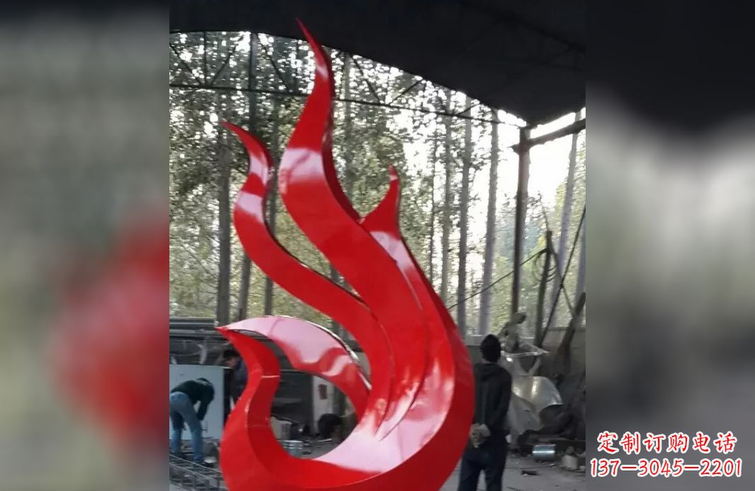 沧州不锈钢凤凰雕塑美轮美奂