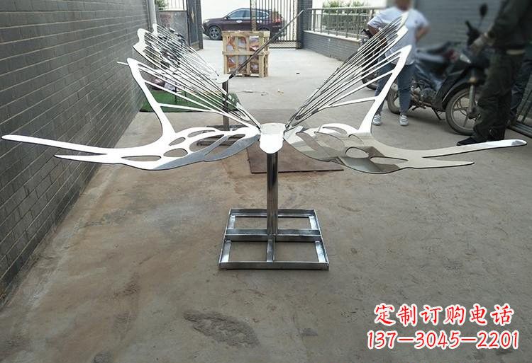 沧州非凡之美不锈钢公园的蝴蝶雕塑