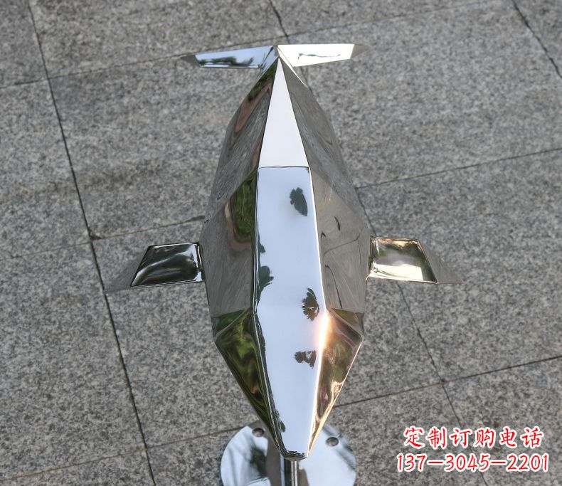 沧州海豚雕塑令不锈钢广场更加灿烂