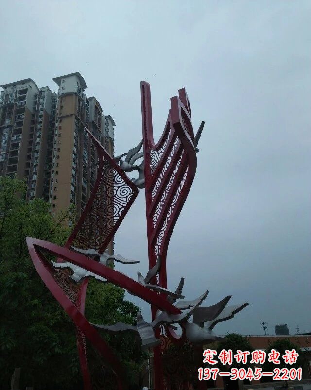 沧州不锈钢祥云纹船帆雕塑