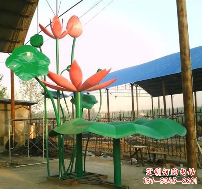沧州不锈钢荷花雕塑汲取自然之美