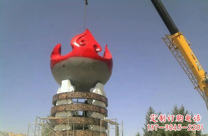 沧州不锈钢火炬雕塑象征着永恒的精神