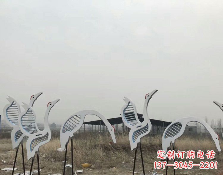沧州精美不锈钢仙鹤雕塑