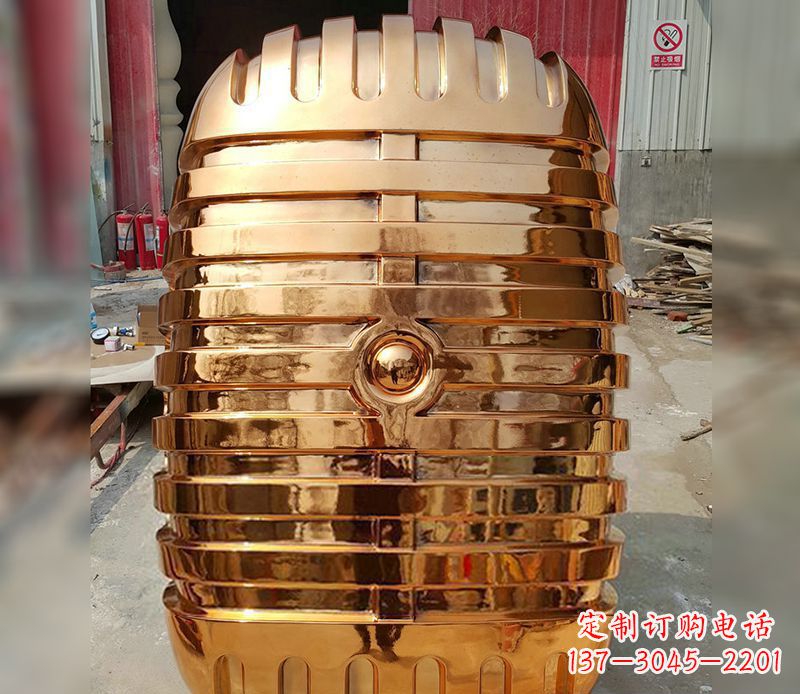 沧州精美不锈钢话筒雕塑