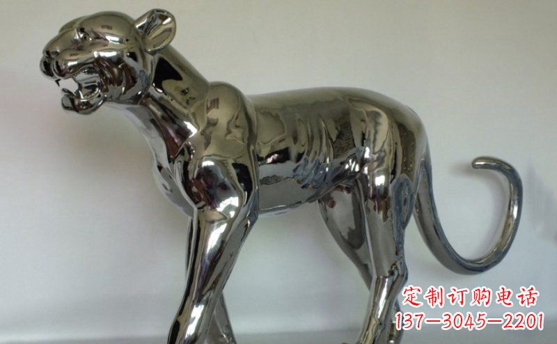 沧州不锈钢金钱豹雕塑给人以高贵气质的艺术瑰宝