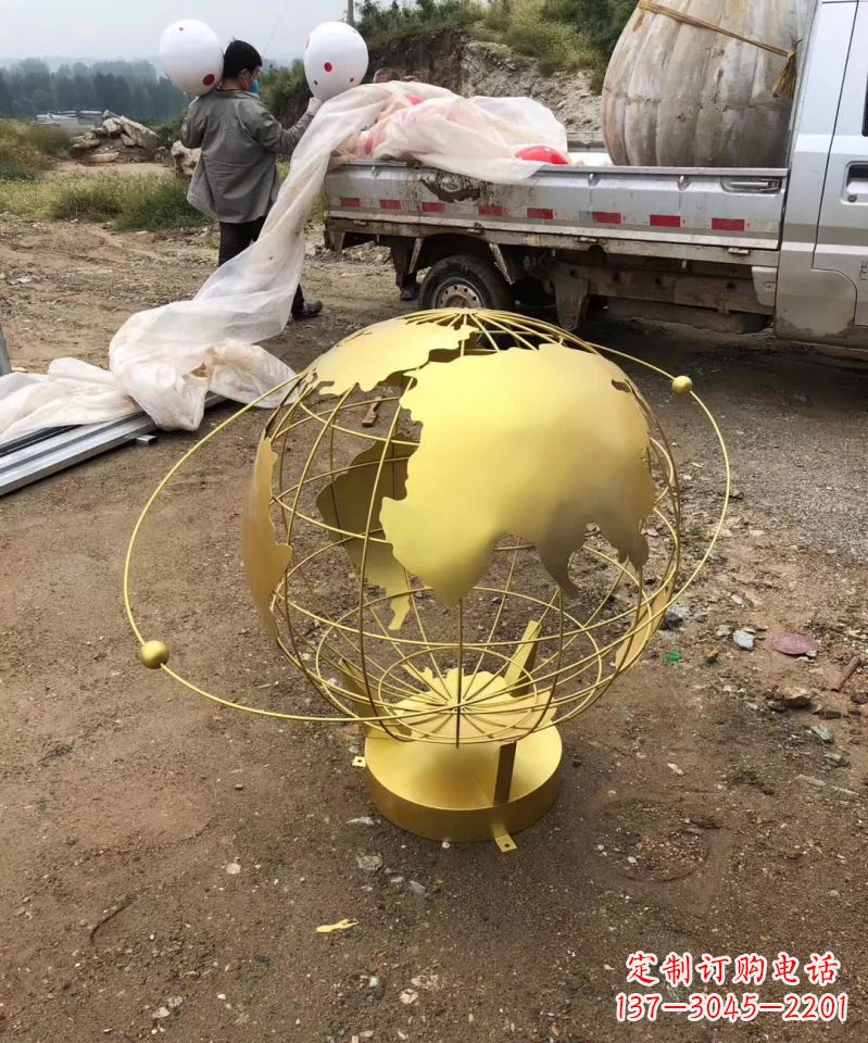 沧州不锈钢金属校园地球仪雕塑把环保理念展现在校园