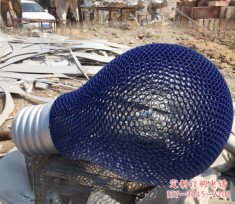 沧州不锈钢镂空灯泡雕塑精美灯光装置
