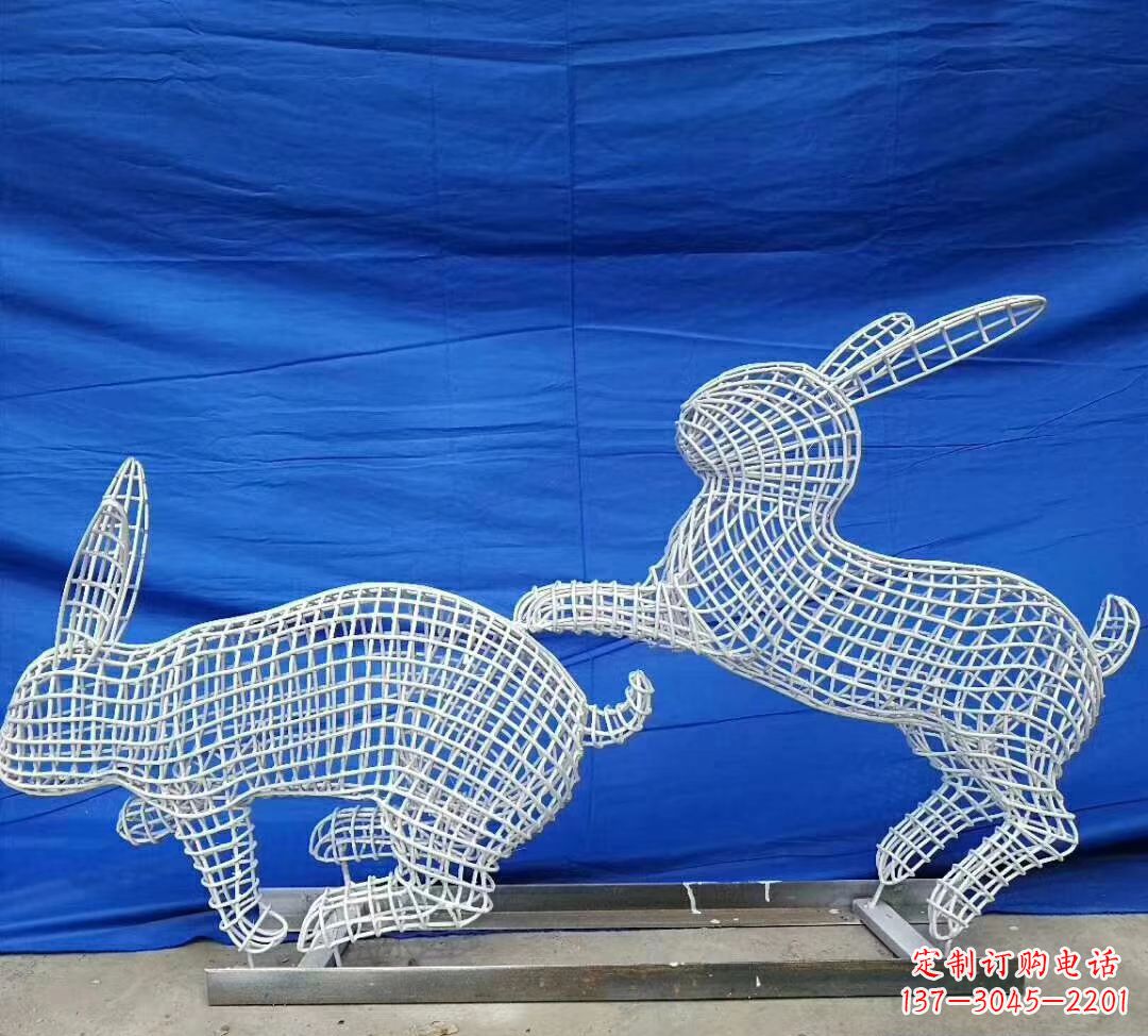 沧州不锈钢镂空兔子精美雕塑展现可爱