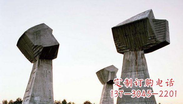 沧州不锈钢拳头一种独特的雕塑材料