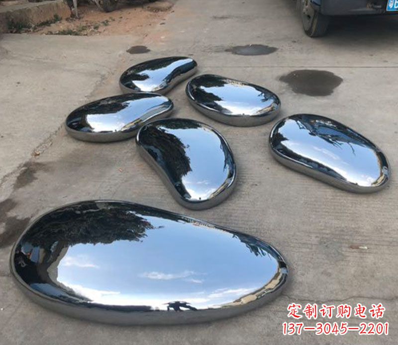 沧州水滴雕塑——不锈钢的精美之作