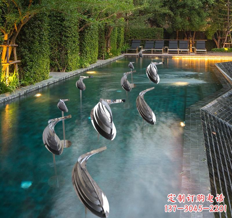 沧州不锈钢动物雕塑——美丽的水景装置