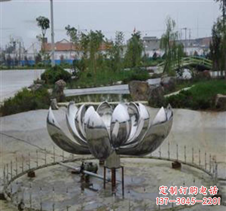 沧州不锈钢荷花雕塑营造美丽水景