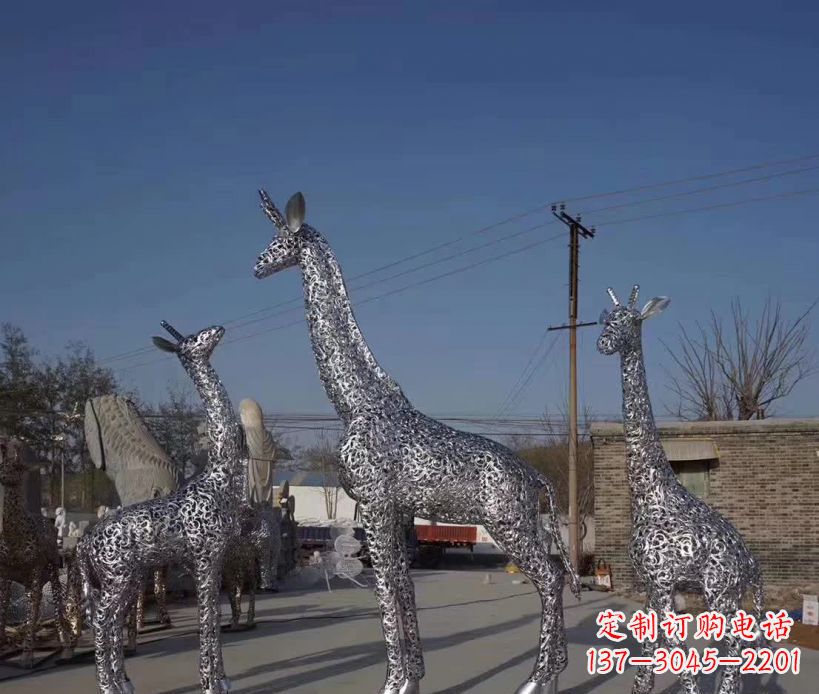 沧州不锈钢镂空雕塑长颈鹿
