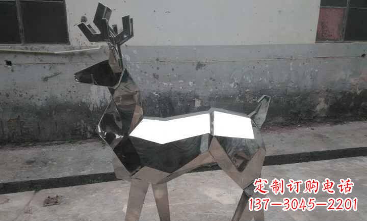 沧州不锈钢小鹿石雕——雕塑中的优雅与高贵