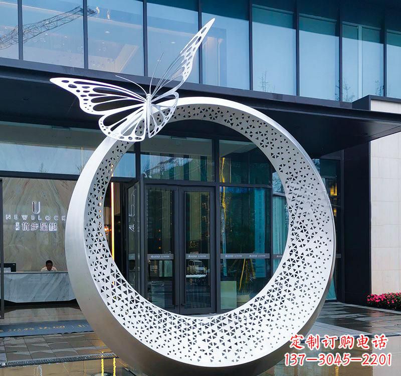 沧州不锈钢园林戒指雕塑精美细腻的艺术品