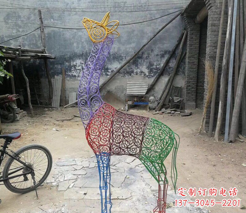沧州彩色不锈钢镂空梅花鹿雕塑——精美艺术品