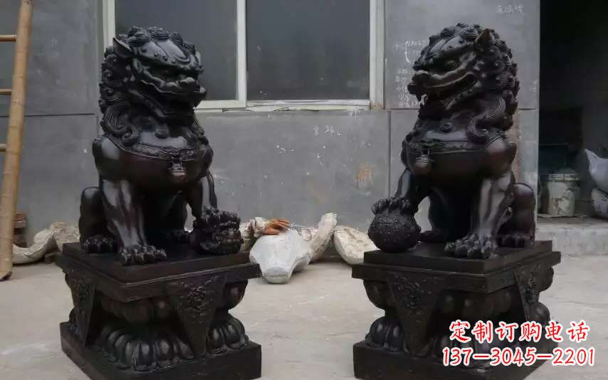 沧州踩球镇宅狮子铜雕1