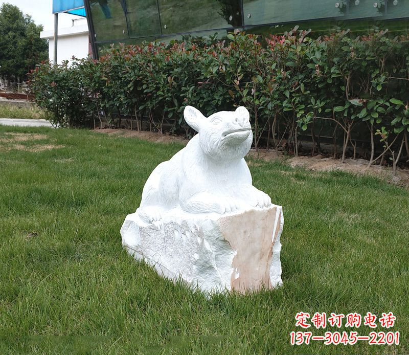 沧州草丛之灵狗熊石雕