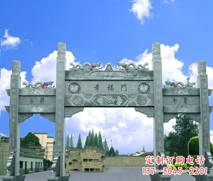 沧州村庄三门牌坊的雕塑之美