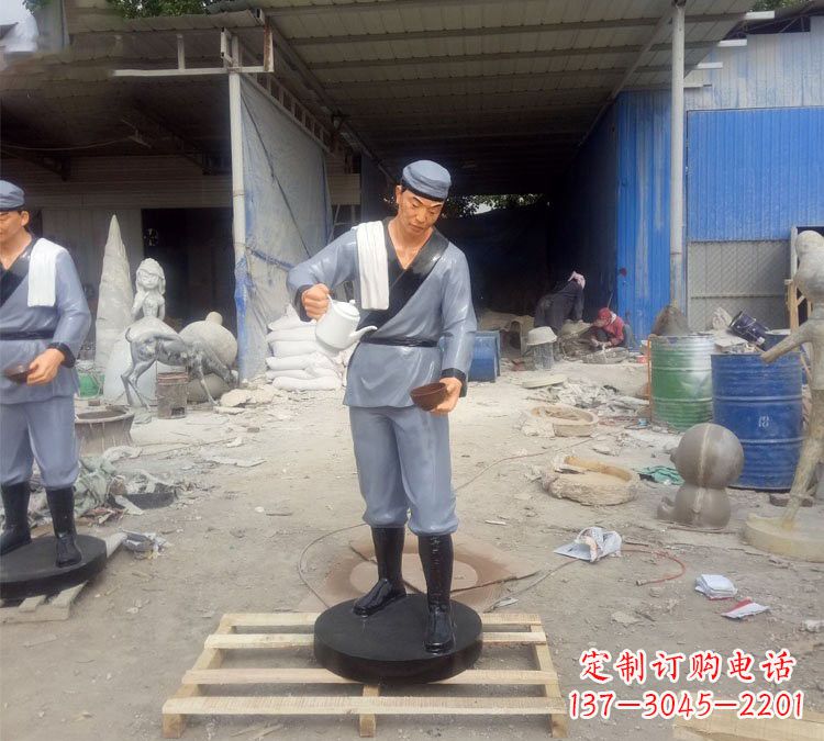沧州饭店门口玻璃钢仿真店小二雕塑