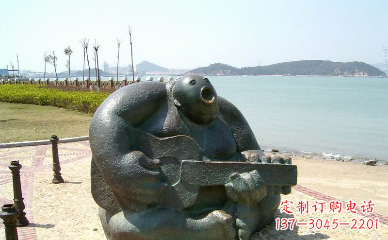 沧州公园弹吉他抽象人物铜雕