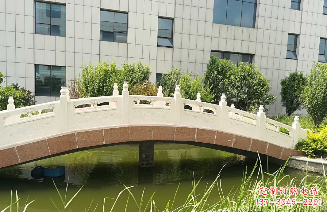 沧州手工制作的汉白玉石拱桥雕塑