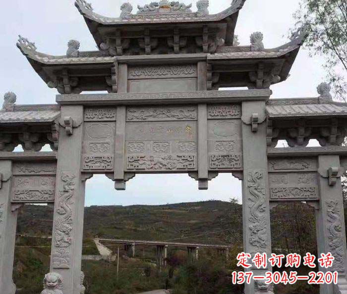 沧州地标性的三门石雕牌坊