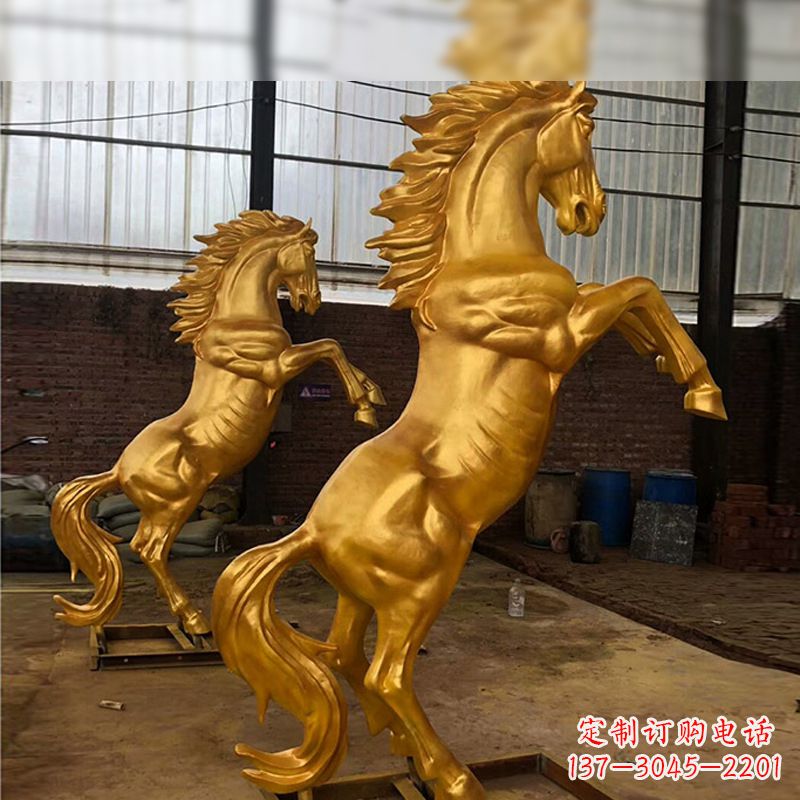 沧州精美马雕塑,精锐漆金马儿