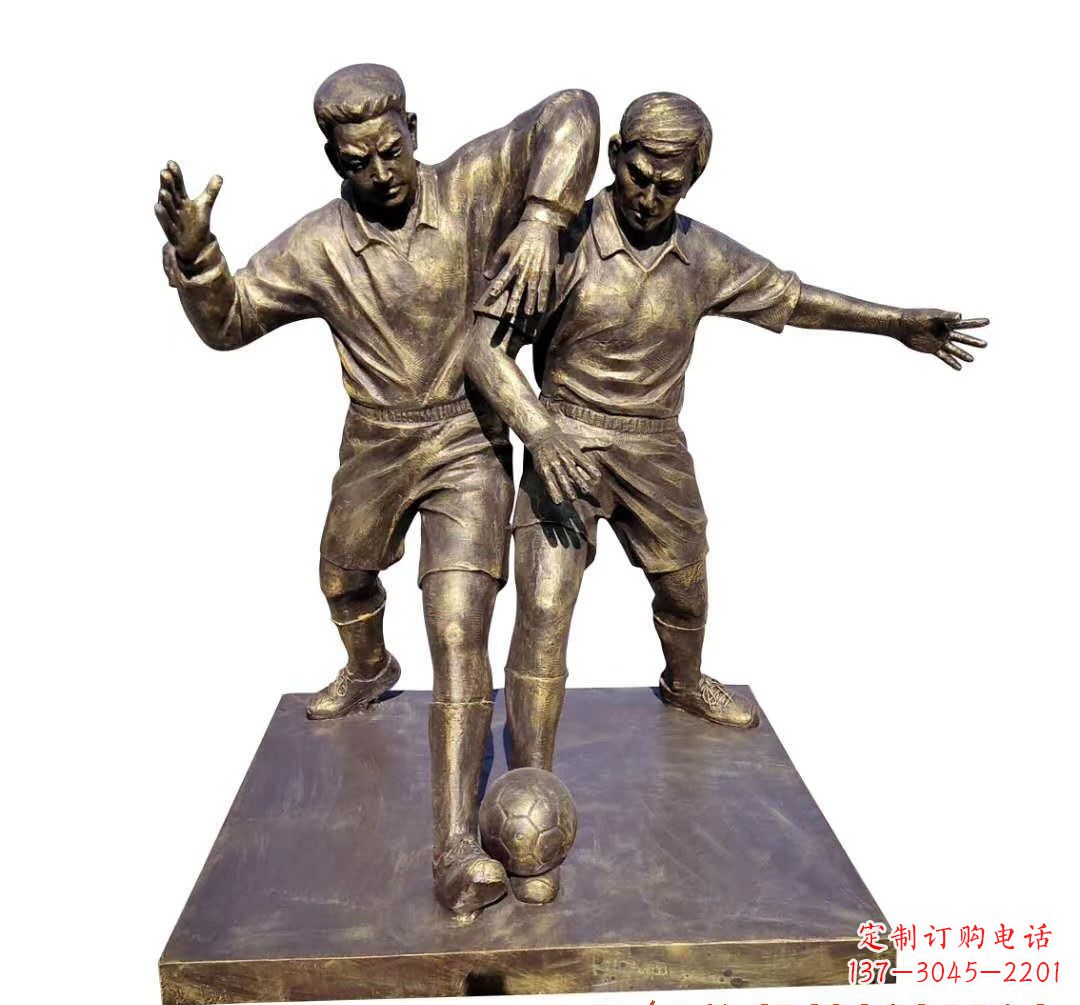沧州踢足球人物铜雕