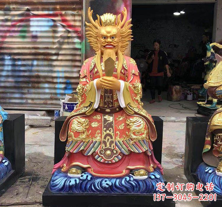 沧州铜雕彩绘坐式龙王
