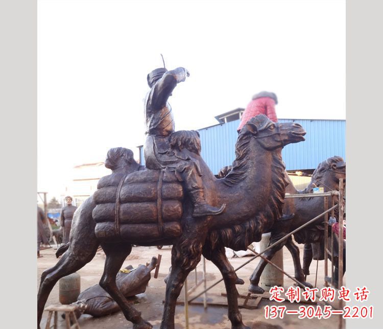 沧州铜雕广场骑骆驼雕塑