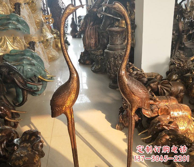 沧州铜雕仙鹤踩龟雕塑摆件