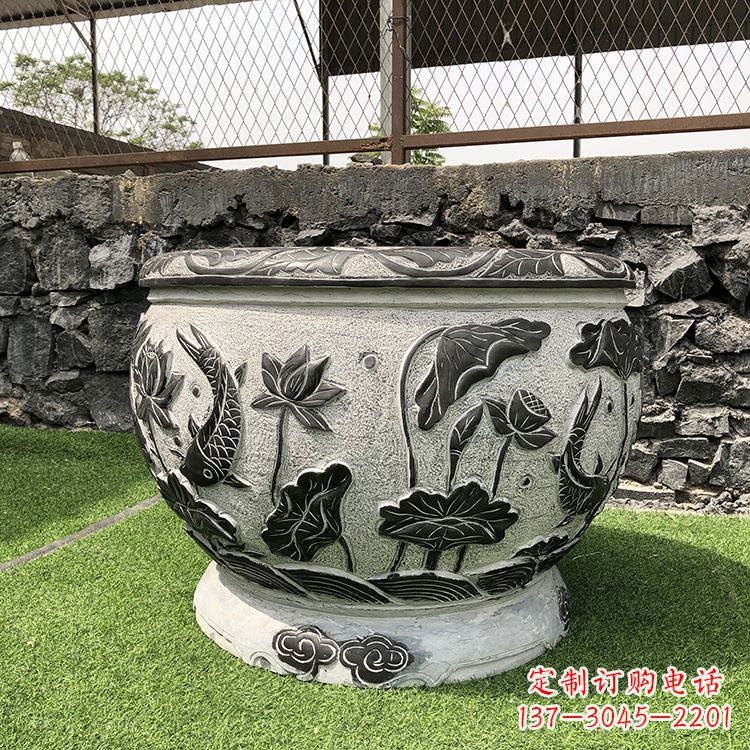 沧州鱼纹水缸石雕