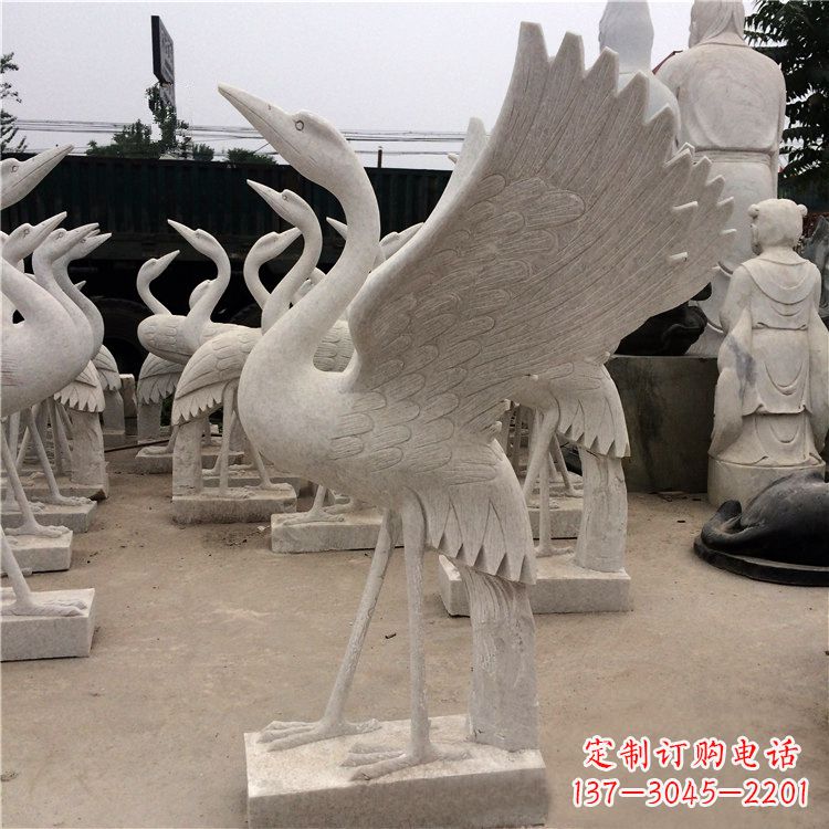 沧州展翅欲飞的仙鹤石雕