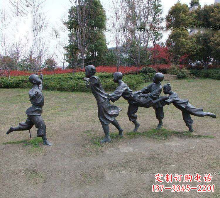沧州铸铜老鹰捉小鸡儿童雕塑